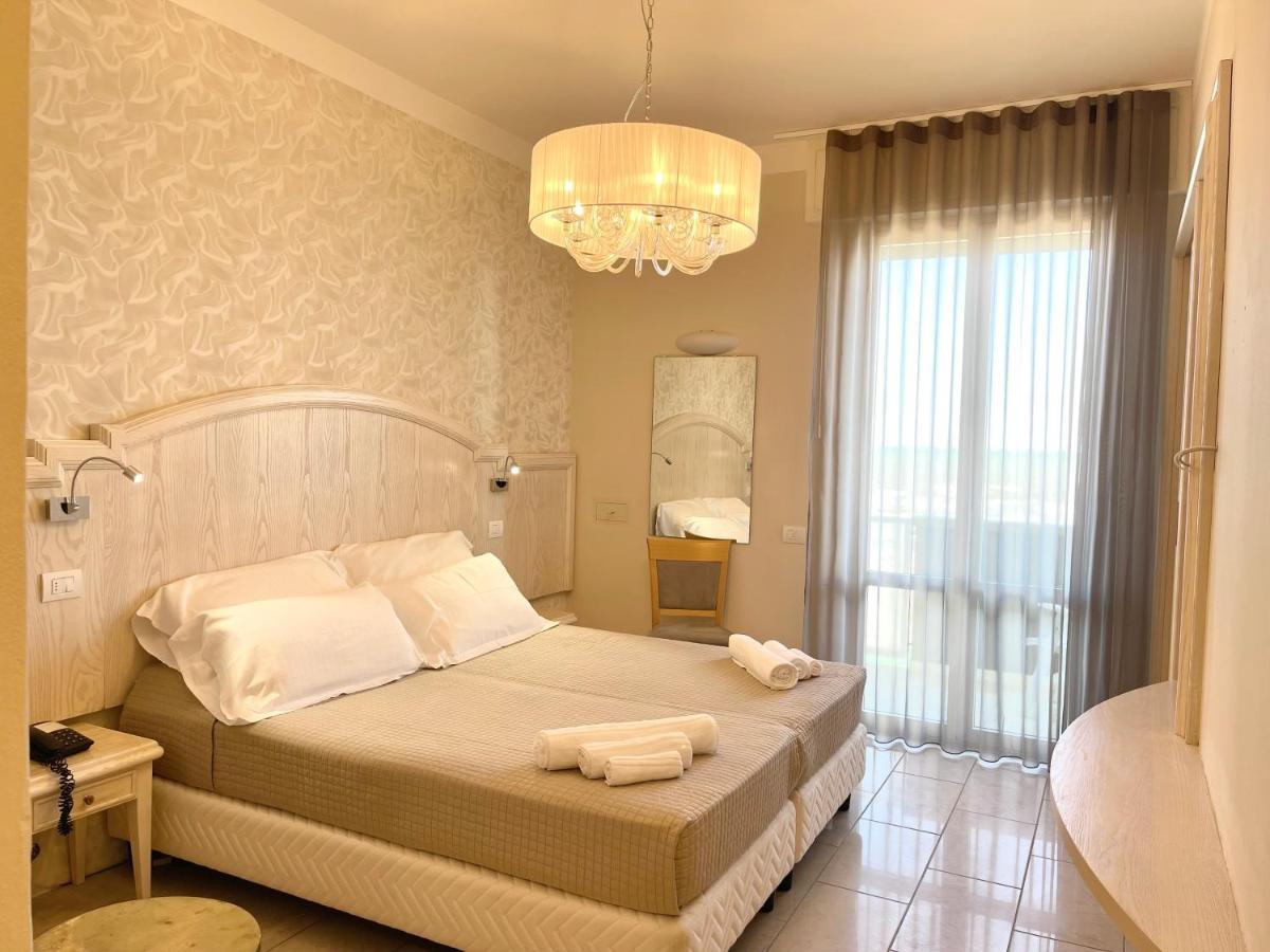 Brasil Seaview Hotel มิลาโน แมริตทิมา ภายนอก รูปภาพ